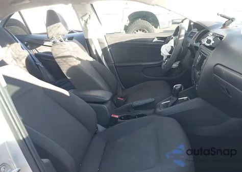 2015 Volkswagen Jetta 2.0L S z USA, uszkodzony, nr VIN 3VW2K7AJXFM408544